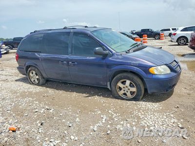 Czwarte zdjęcie samochodu z boku: 2005 DODGE CARAVAN VIN:2D8GP44L45R141285 - miniatura