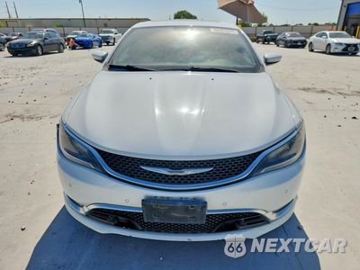 Piąte zdjęcie samochodu w środku: 2015 CHRYSLER 200 C VIN:1C3CCCCG7FN673639 - miniatura