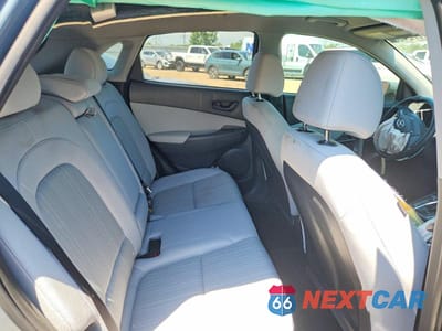 Zdjęcie 10 z 12 samochodu: 2022 HYUNDAI KONA SEL VIN:KM8K6CAB6NU857024 - miniatura