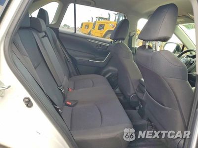 Zdjęcie 11 z 13 samochodu: 2019 TOYOTA RAV4 LE VIN:JTMF1RFV5KJ024922 - miniatura