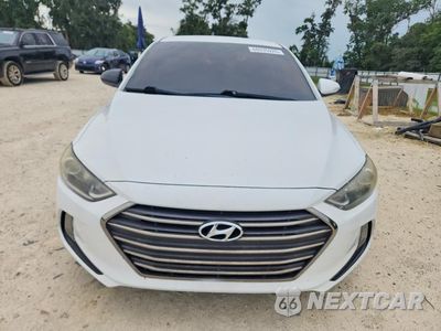 Piąte zdjęcie samochodu w środku: 2017 HYUNDAI ELANTRA LIMITED VIN:5NPD84LF2HH040161 - miniatura