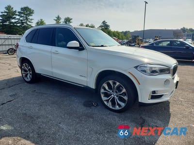 Czwarte zdjęcie samochodu z boku: 2018 BMW X5 SDRIVE35I VIN:5UXKR2C51J0Z17708 - miniatura
