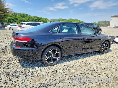 Trzecie zdjęcie samochodu z tyłu: 2020 VOLKSWAGEN PASSAT R-LINE VIN:1VWMA7A32LC021724 - miniatura