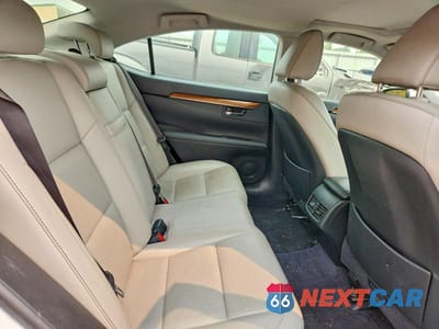 Zdjęcie 10 z 12 samochodu: 2015 LEXUS ES 300H VIN:JTHBW1GG5F2080763 - miniatura