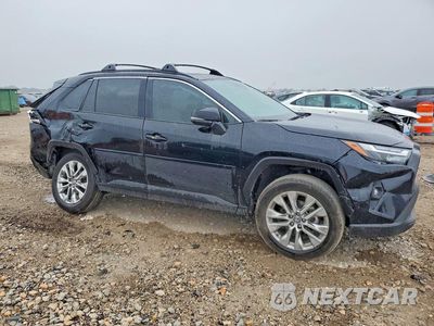 Czwarte zdjęcie samochodu z boku: 2025 TOYOTA RAV4 XLE PREMIUM VIN:2T3C1RFV5SW440439 - miniatura