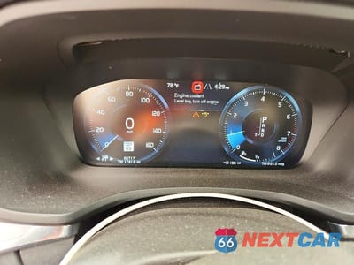 Zdjęcie 9 z 13 samochodu: 2020 VOLVO V60 CROSS COUNTRY T5 MOMENTUM VIN:YV4102WK2L1030735 - miniatura
