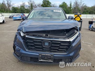 Piąte zdjęcie samochodu w środku: 2024 HONDA CR-V EX VIN:2HKRS4H47RH408785 - miniatura