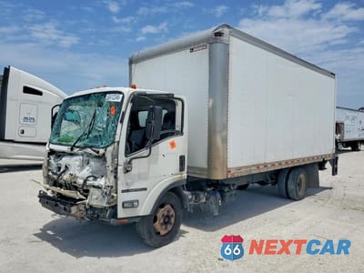 2019 ISUZU NPR XD JALC4W168K7K01225 - główne zdjęcie licytacji z USA - miniatura