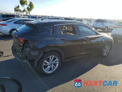 Trzecie zdjęcie samochodu z tyłu: 2019 INFINITI QX30 LUXE VIN:SJKCH5CP9KA007633 - miniatura