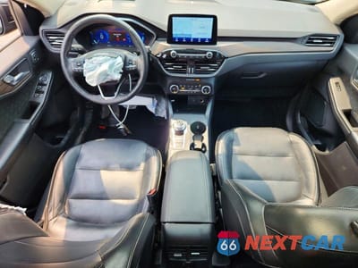 Zdjęcie 8 z 13 samochodu: 2020 FORD ESCAPE TITANIUM VIN:1FMCU9J92LUB38652 - miniatura