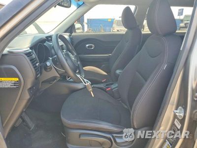 Zdjęcie 7 z 13 samochodu: 2015 KIA SOUL BASE VIN:KNDJN2A28F7190387 - miniatura