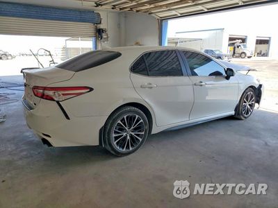 Trzecie zdjęcie samochodu z tyłu: 2020 TOYOTA CAMRY SE VIN:4T1M11AK2LU992090 - miniatura