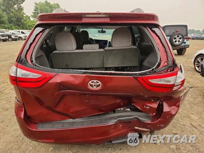 Zdjęcie 6 z 13 samochodu: 2017 TOYOTA SIENNA LE VIN:5TDKZ3DC6HS810973 - miniatura