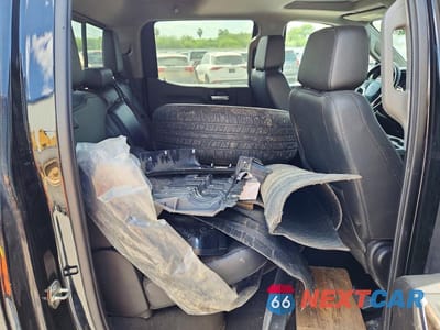Zdjęcie 10 z 12 samochodu: 2019 CHEVROLET SILVERADO K1500 LT TRAIL BOSS VIN:3GCPYFEDXKG204518 - miniatura