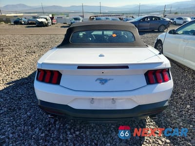 Zdjęcie 6 z 12 samochodu: 2024 FORD MUSTANG VIN:1FAGP8UH7R5139783 - miniatura