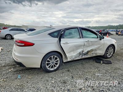 Trzecie zdjęcie samochodu z tyłu: 2020 FORD FUSION SE VIN:3FA6P0HD9LR224956 - miniatura