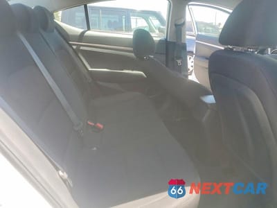 Zdjęcie 10 z 12 samochodu: 2019 HYUNDAI ELANTRA SE VIN:5NPD74LF9KH428997 - miniatura