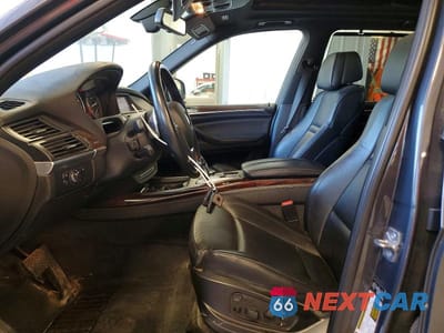 Zdjęcie 7 z 13 samochodu: 2012 BMW X5 XDRIVE50I VIN:5UXZV8C50CL425072 - miniatura