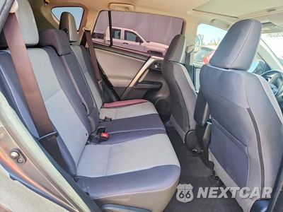 Zdjęcie 11 z 13 samochodu: 2015 TOYOTA RAV4 XLE VIN:JTMWFREV0FJ028515 - miniatura