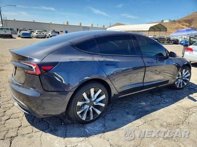 Trzecie zdjęcie samochodu z tyłu: 2025 TESLA MODEL 3 VIN:5YJ3E1EA8SF037906 - miniatura