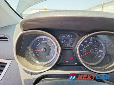 Zdjęcie 9 z 12 samochodu: 2014 HYUNDAI ELANTRA SPORT VIN:KMHDH4AH0EU174684 - miniatura