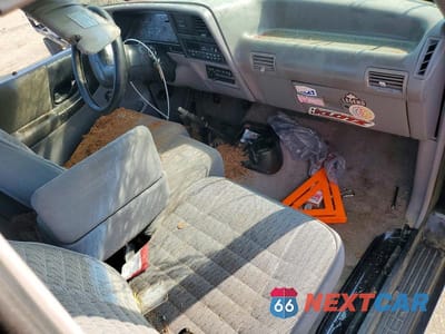 Zdjęcie 8 z 12 samochodu: 1994 FORD RANGER VIN:1FTCR11U5RTB00018 - miniatura