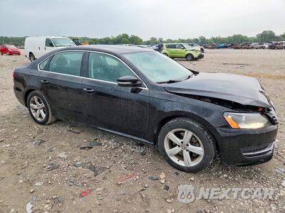 Czwarte zdjęcie samochodu z boku: 2013 VOLKSWAGEN PASSAT SE VIN:1VWBN7A36DC069580 - miniatura