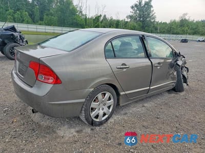 Trzecie zdjęcie samochodu z tyłu: 2008 HONDA CIVIC LX VIN:2HGFA16588H318442 - miniatura