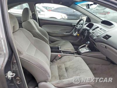 Zdjęcie 10 z 12 samochodu: 2010 HONDA CIVIC LX VIN:2HGFG1B6XAH538023 - miniatura