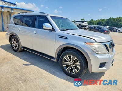 Czwarte zdjęcie samochodu z boku: 2017 NISSAN ARMADA SL VIN:JN8AY2NDXH9004685 - miniatura
