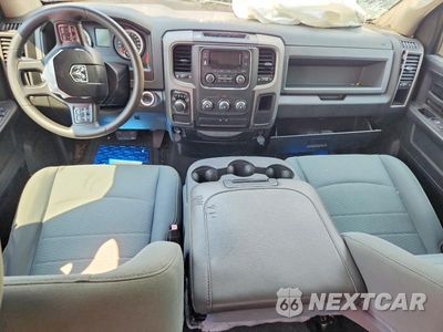 Zdjęcie 9 z 13 samochodu: 2019 RAM 1500 CLASSIC TRADESMAN VIN:1C6RR6FG9KS629274 - miniatura