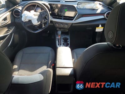 Zdjęcie 8 z 13 samochodu: 2026 CHEVROLET TRAX 1RS VIN:KL77LGEP8TC175116 - miniatura