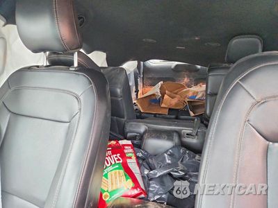 Zdjęcie 10 z 13 samochodu: 2020 FORD EXPLORER XLT VIN:1FMSK7DH2LGB35404 - miniatura