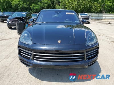 Piąte zdjęcie samochodu w środku: 2019 PORSCHE CAYENNE VIN:WP1AA2AY6KDA01097 - miniatura