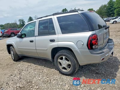 Drugie zdjęcie samochodu z przodu: 2007 CHEVROLET TRAILBLAZER LS VIN:1GNDT13S872111249 - miniatura