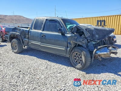 Czwarte zdjęcie samochodu z boku: 2003 CHEVROLET SILVERADO K1500 VIN:1GCEK19T53E375988 - miniatura