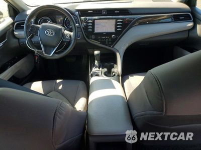 Zdjęcie 8 z 12 samochodu: 2020 TOYOTA CAMRY LE VIN:4T1C31AK5LU532816 - miniatura