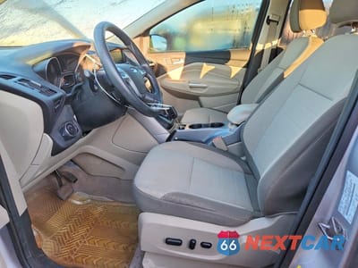 Zdjęcie 7 z 13 samochodu: 2014 FORD ESCAPE SE VIN:1FMCU0GX8EUC29817 - miniatura
