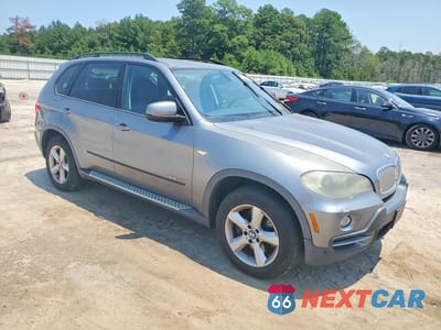 Czwarte zdjęcie samochodu z boku: 2010 BMW X5 XDRIVE35D VIN:5UXFF0C59ALT85251 - miniatura