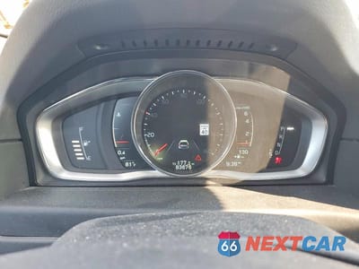 Zdjęcie 9 z 13 samochodu: 2015 VOLVO XC70 T6 PLATINUM VIN:YV4902NMXF1224598 - miniatura