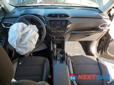 Zdjęcie 8 z 14 samochodu: 2022 CHEVROLET TRAILBLAZER LT VIN:KL70MPSL1NB116859 - miniatura