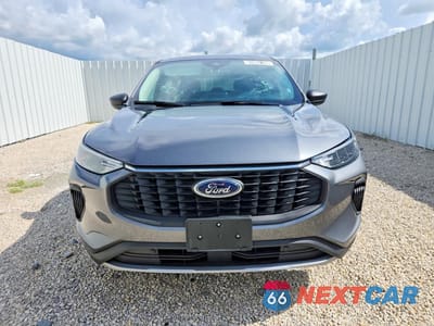Piąte zdjęcie samochodu w środku: 2025 FORD ESCAPE ACTIVE VIN:1FMCU9GN4SUB19801 - miniatura