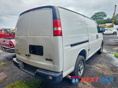 Trzecie zdjęcie samochodu z tyłu: 2023 GMC SAVANA G2500 VIN:1GTW7AFPXP1118111 - miniatura