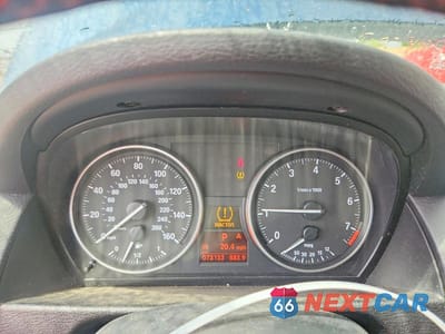 Zdjęcie 9 z 12 samochodu: 2014 BMW X1 XDRIVE28I VIN:WBAVL1C5XEVY10950 - miniatura