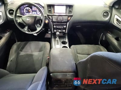 Zdjęcie 8 z 13 samochodu: 2014 NISSAN PATHFINDER SV VIN:5N1AR2MM9EC656556 - miniatura
