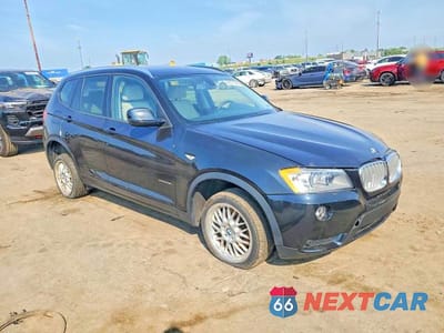 Czwarte zdjęcie samochodu z boku: 2014 BMW X3 XDRIVE28I VIN:5UXWX9C56E0D38903 - miniatura