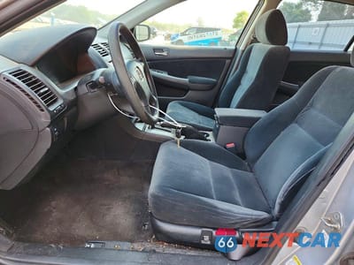 Zdjęcie 7 z 12 samochodu: 2003 HONDA ACCORD VIN:1HGCM56653A054758 - miniatura