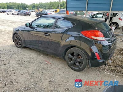 Drugie zdjęcie samochodu z przodu: 2013 HYUNDAI VELOSTER BASE VIN:KMHTC6AD1DU172332 - miniatura