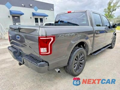 Trzecie zdjęcie samochodu z tyłu: 2016 FORD F150 SUPERCREW VIN:1FTEW1CP9GKF90720 - miniatura