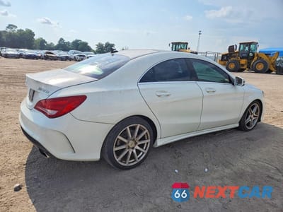 Trzecie zdjęcie samochodu z tyłu: 2014 MERCEDES-BENZ CLA 250 VIN:WDDSJ4EB6EN052465 - miniatura